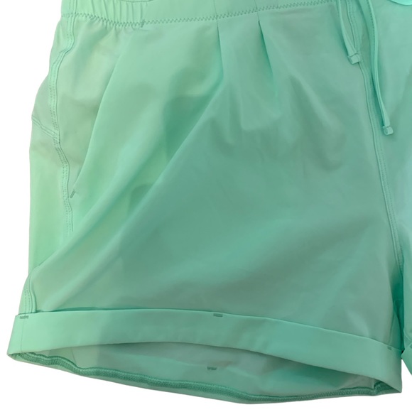 Zyia honeydew summer shorts - Picture 3 of 6